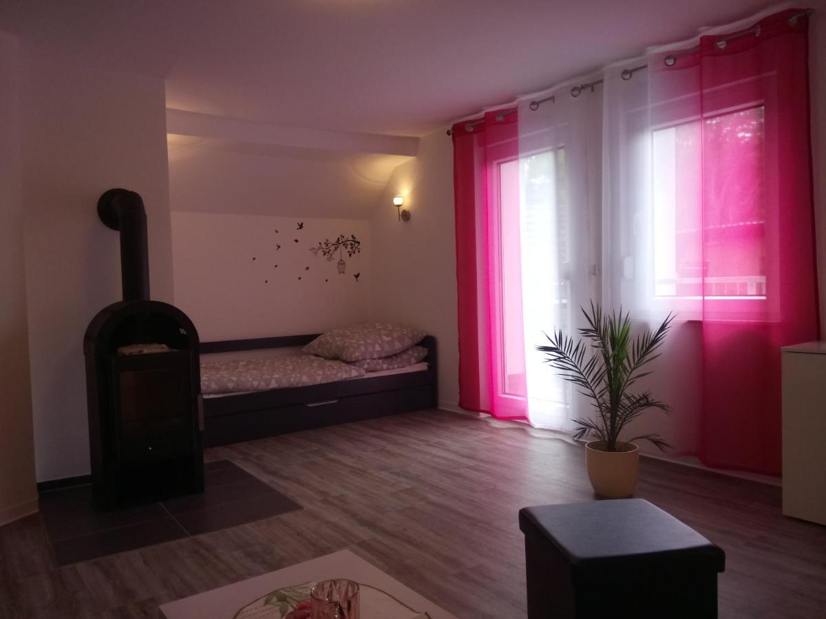 Haus Waldidyll Διαμέρισμα Lauta Εξωτερικό φωτογραφία