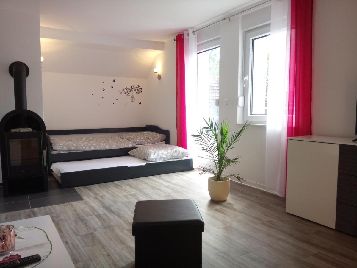 Haus Waldidyll Διαμέρισμα Lauta Εξωτερικό φωτογραφία
